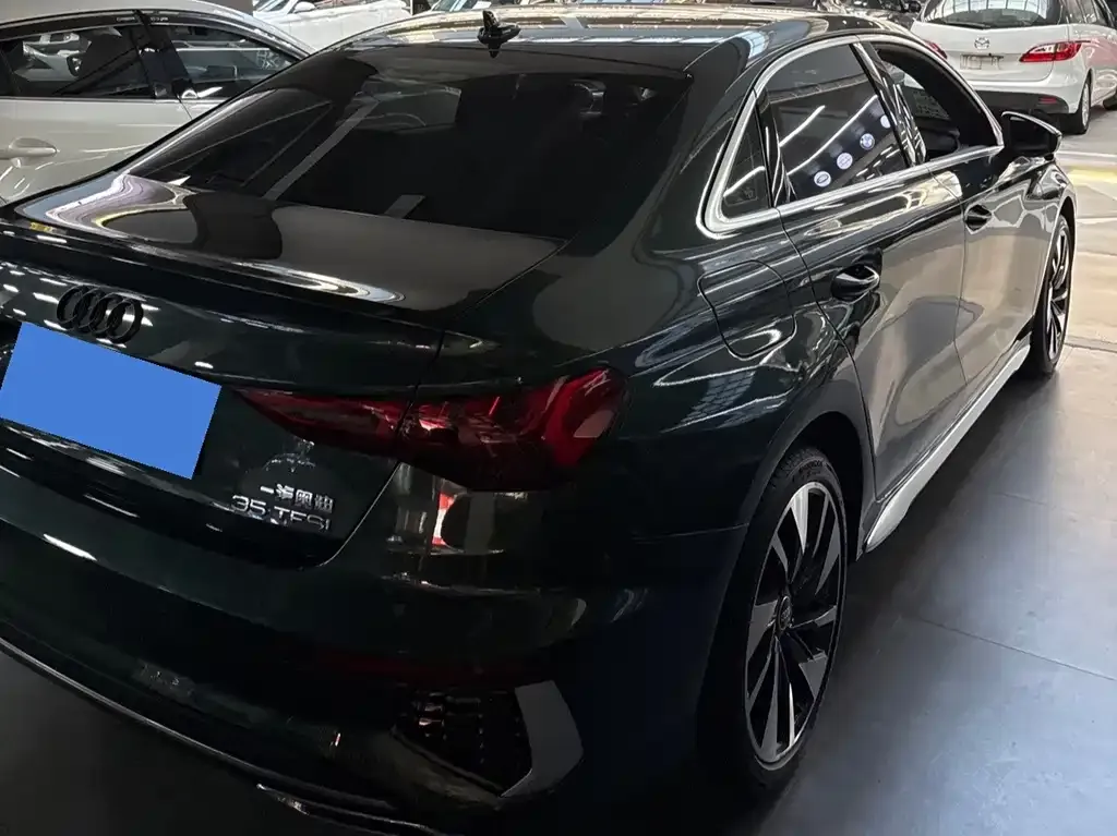 Audi A3 2024 из CN, фото 10