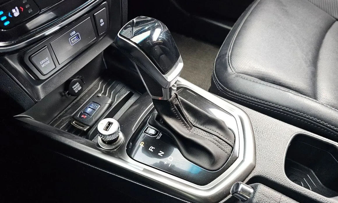 KG Mobility (Ssangyong) TIBOLI 2023 из KR, фото 6