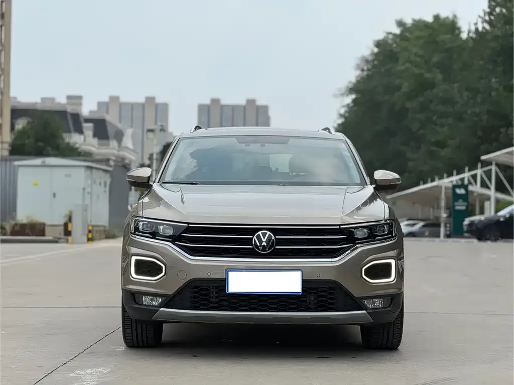 Volkswagen T-Roc — фото 4