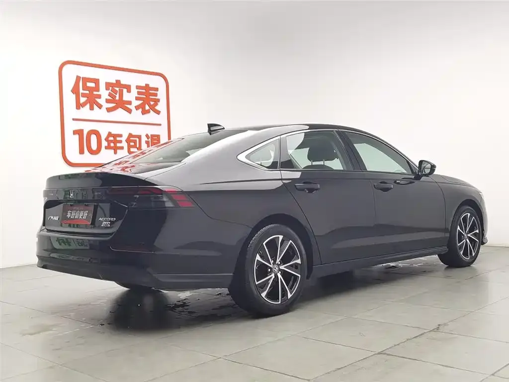 Honda Accord — фото 4