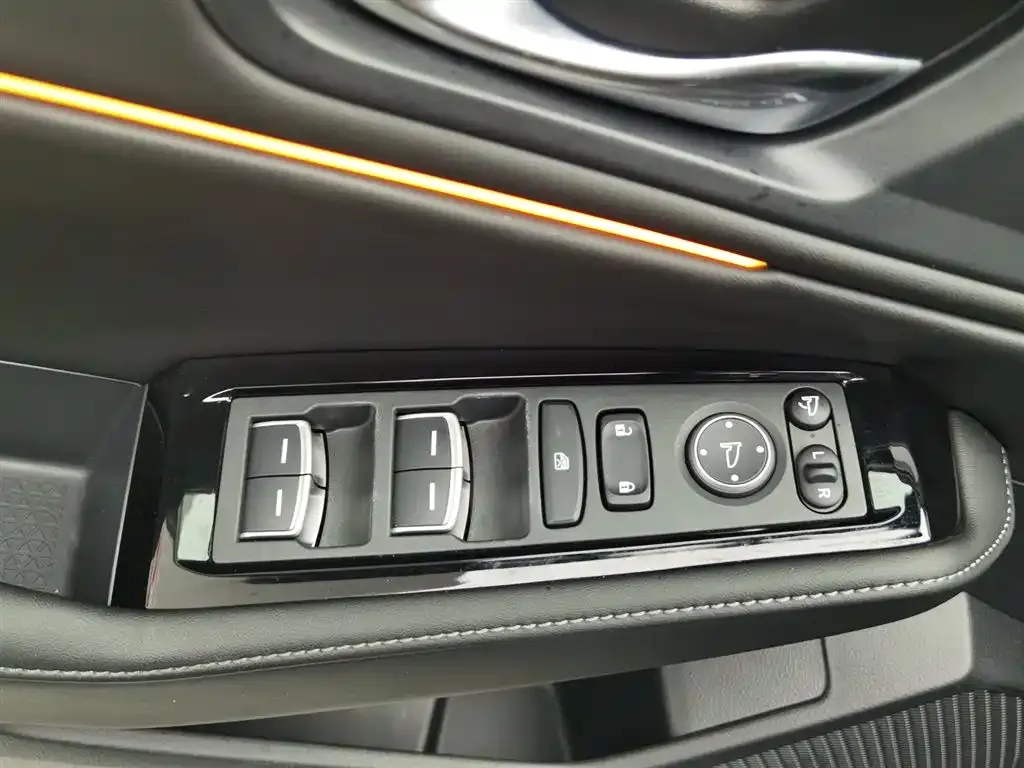 Honda Accord — фото 6