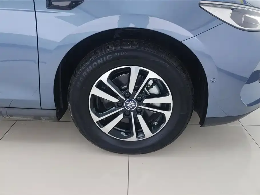 BYD Qin PLUS — фото 9