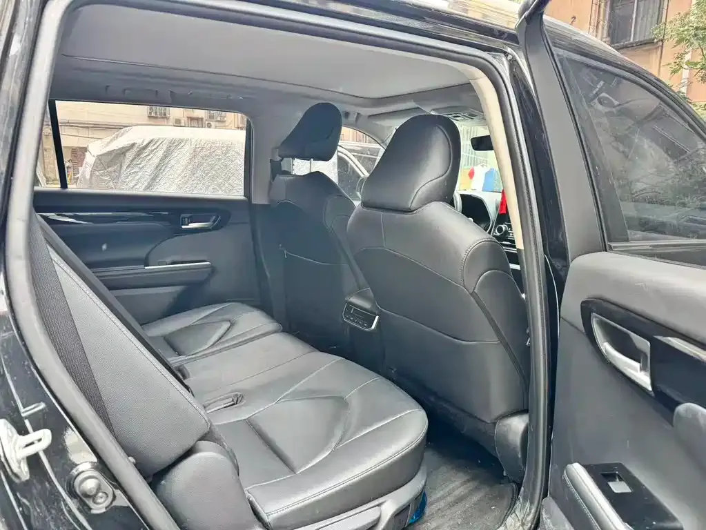 Toyota Highlander 2024 из CN, фото 3