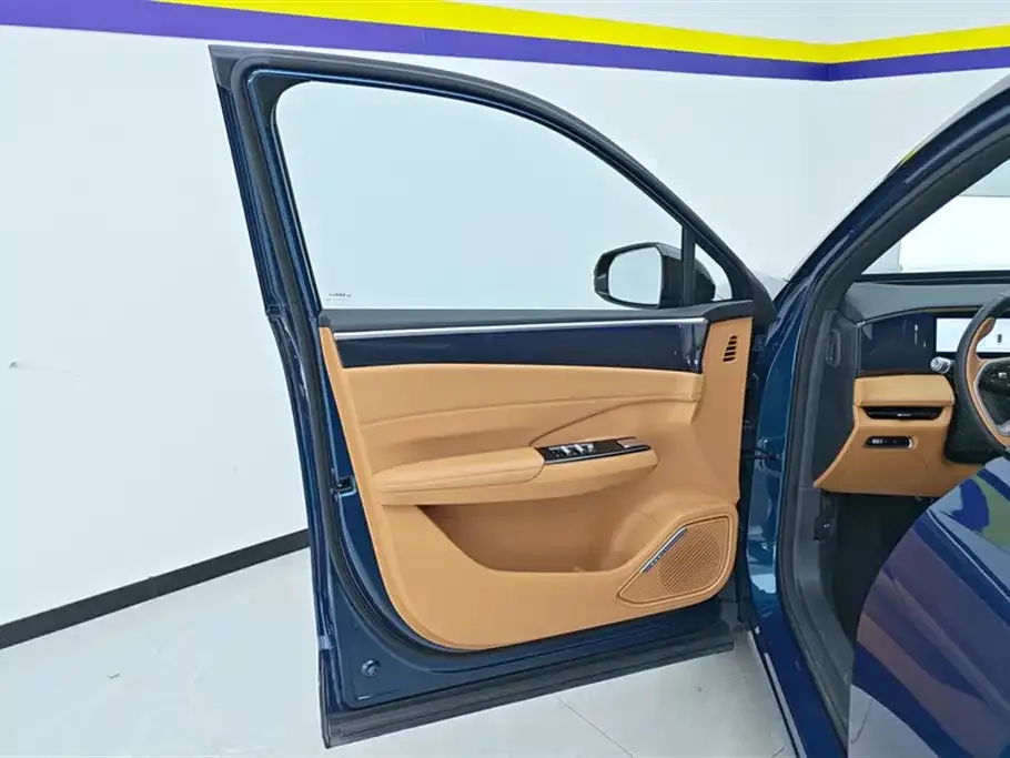 Geely Galaxy L7 — фото 8