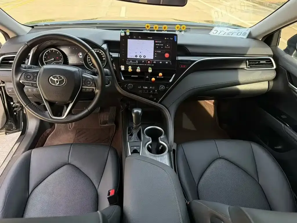 Toyota Camry 2024 из CN, фото 2