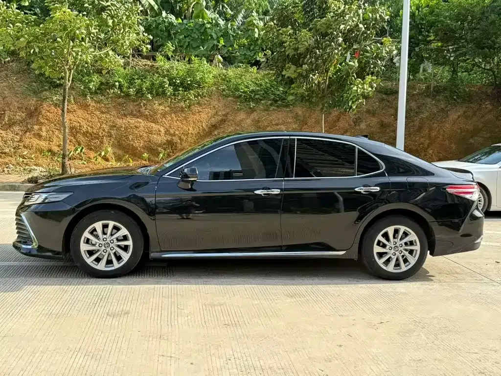 Toyota Camry 2024 из CN, фото 8