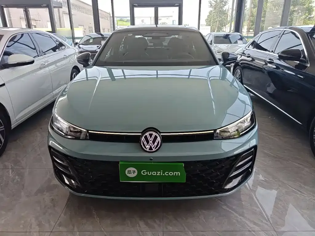Volkswagen Passat — фото 6
