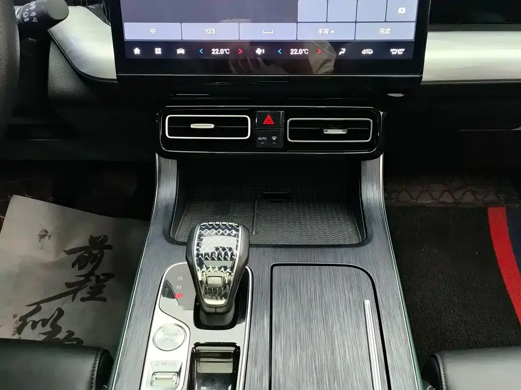 GAC Motor Trumpchi GS8 — фото 4