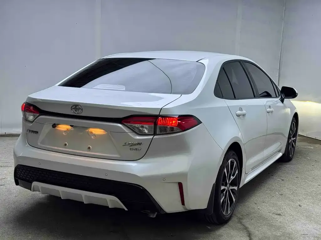 Toyota Levin — фото 10