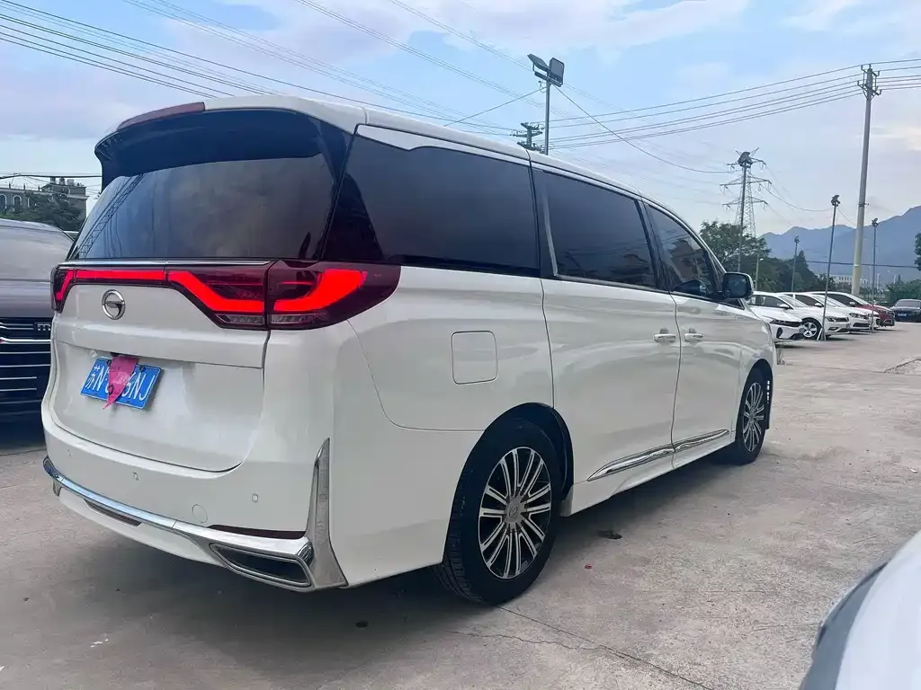 GAC Motor Trumpchi M8 — фото 3