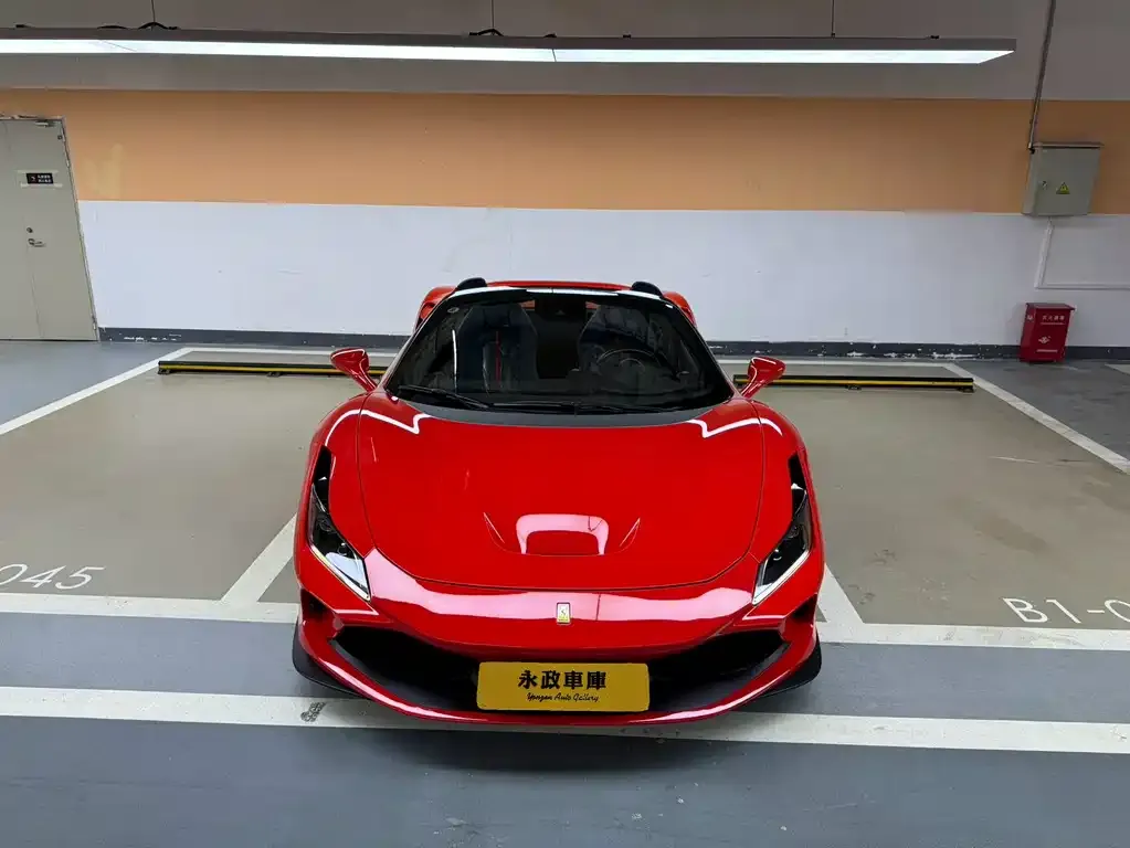 Ferrari F8 — фото 9