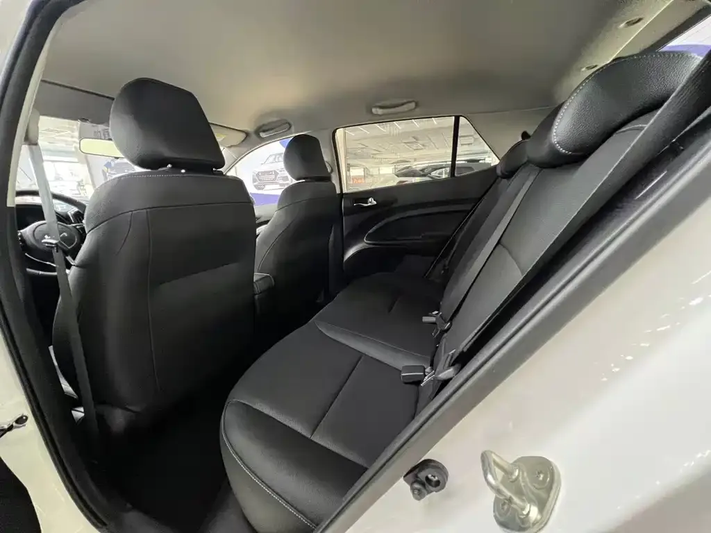 Kia KX1 — фото 3