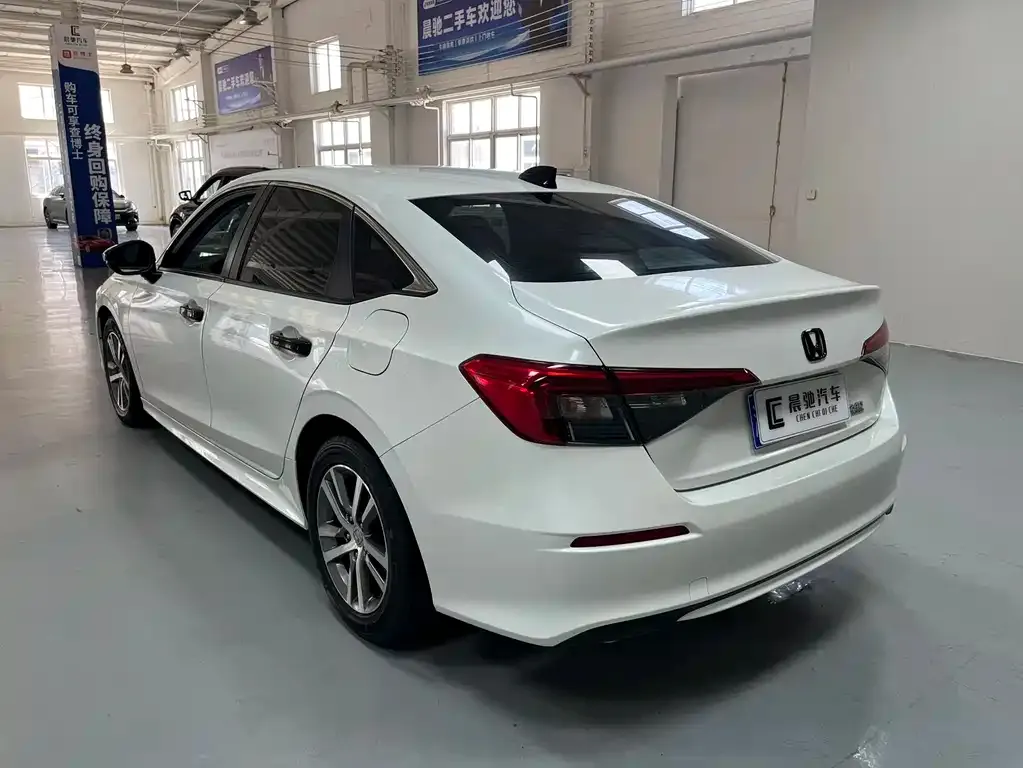 Honda Civic — фото 9