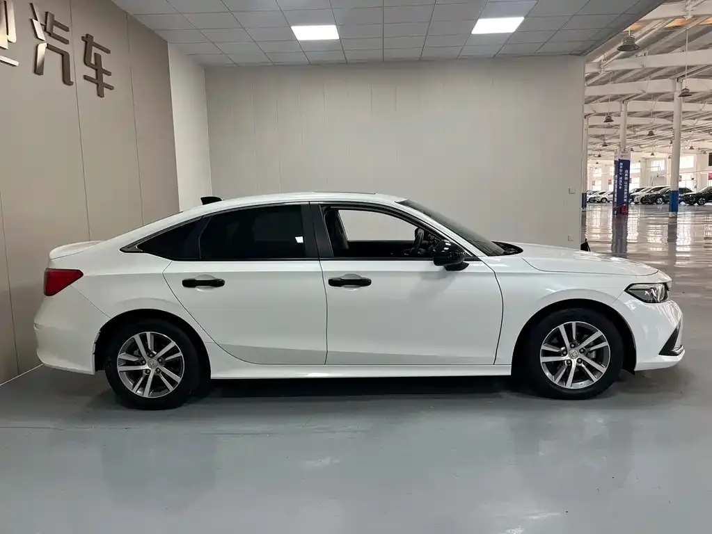 Honda Civic — фото 7