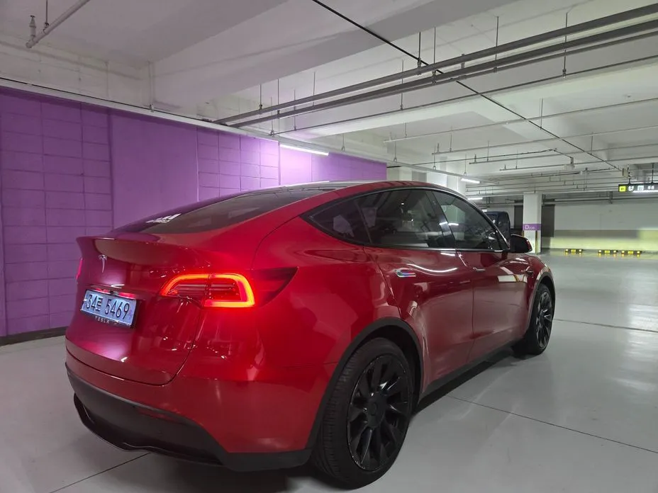 Tesla Model Y — фото 7