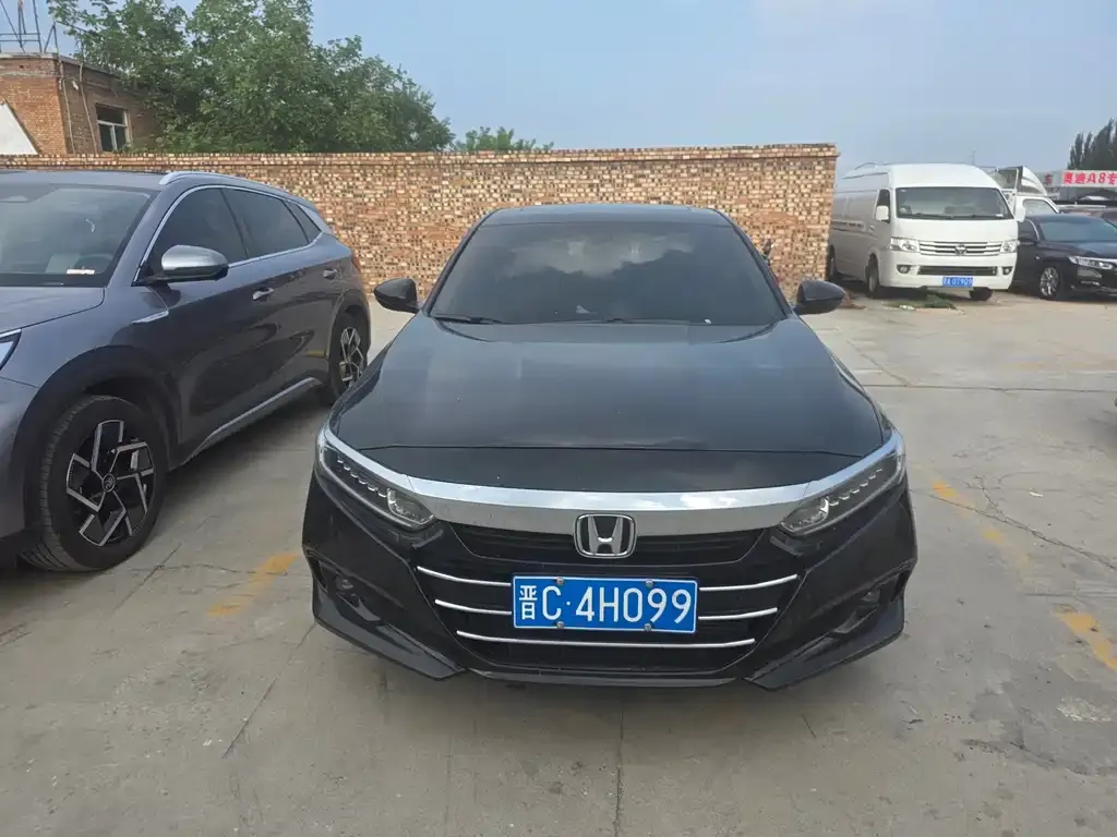 Honda Accord — фото 3