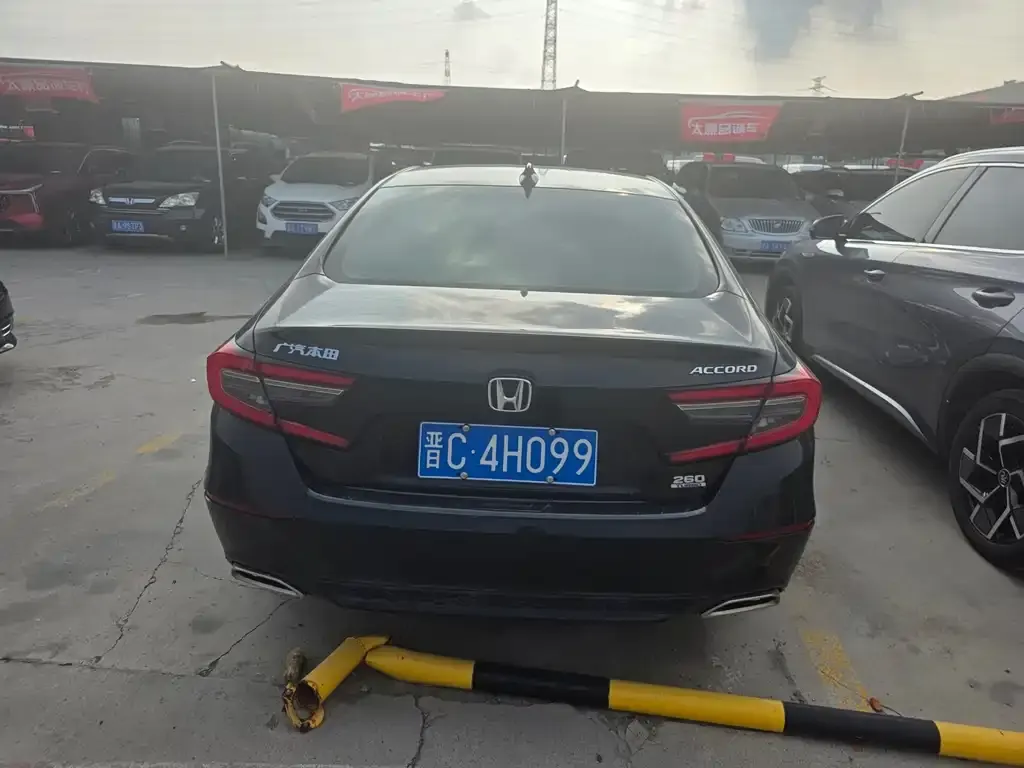 Honda Accord — фото 2