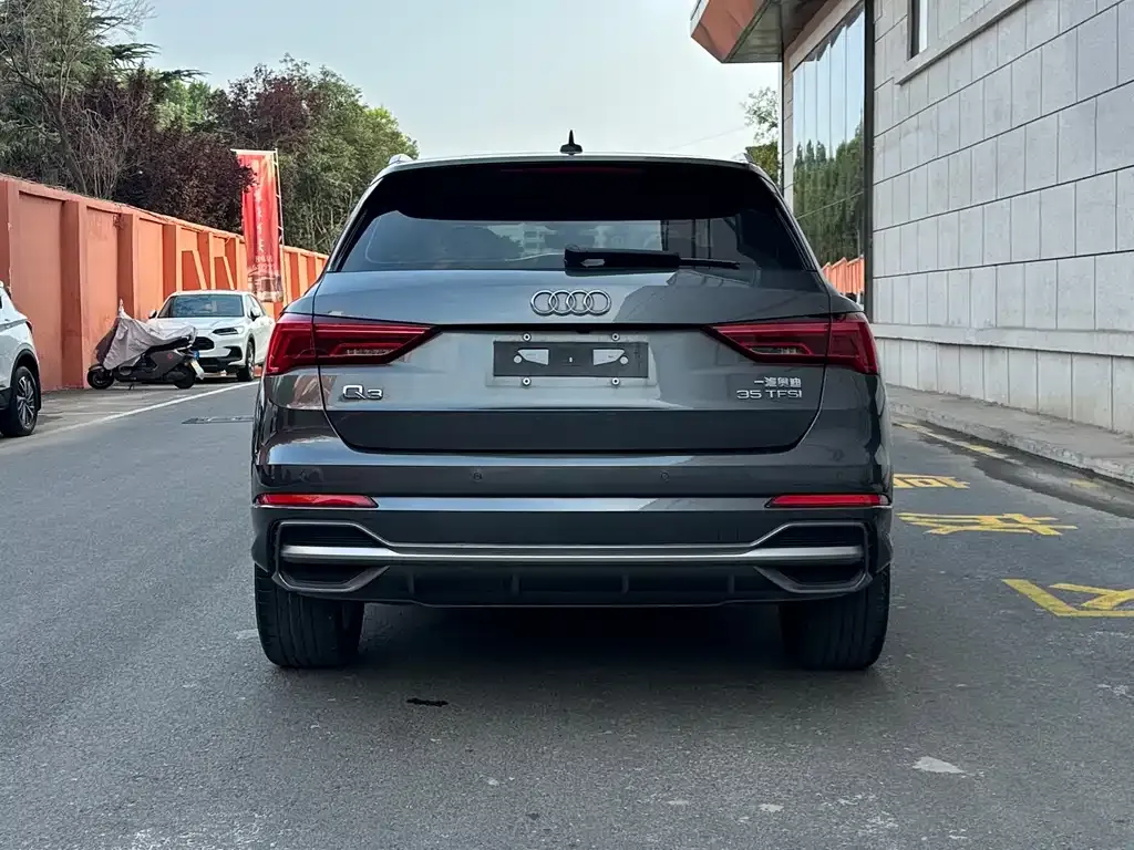 Audi Q3 — фото 6