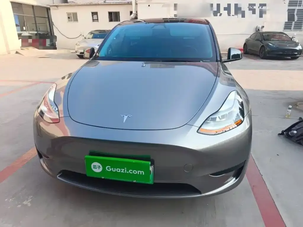 Tesla Model Y — фото 4