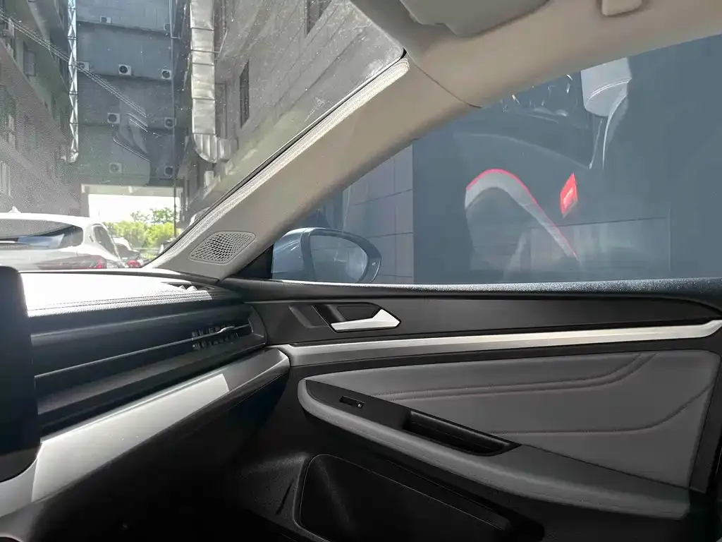 Volkswagen Lamando — фото 3