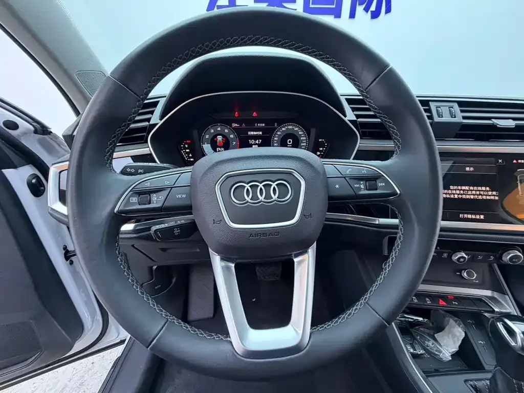 Audi Q3 — фото 2