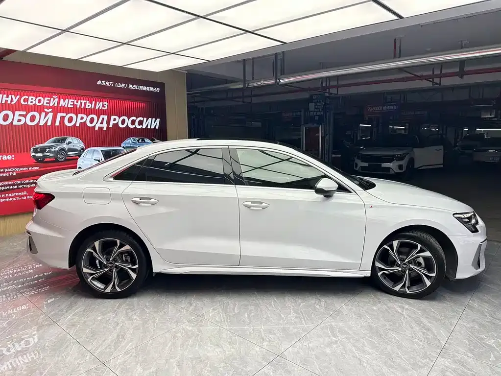 Audi A3 — фото 2