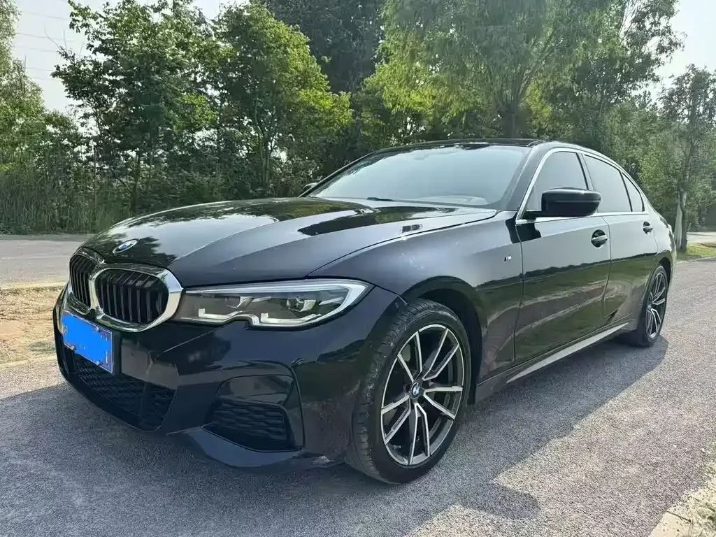 BMW 3 Series — фото 1