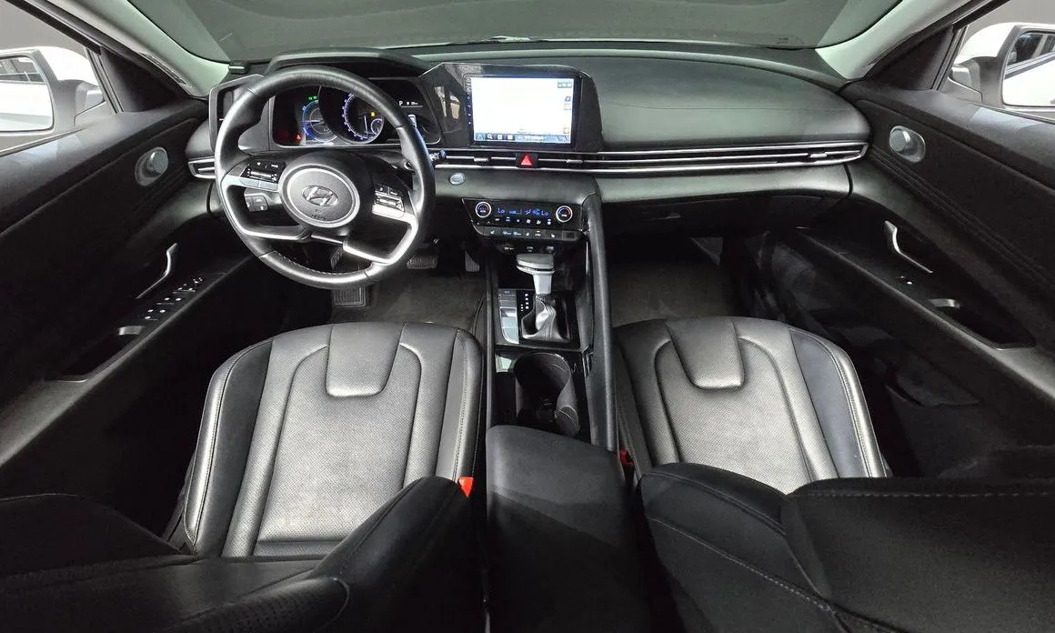 Hyundai AVANTE 2023 из KR, фото 8