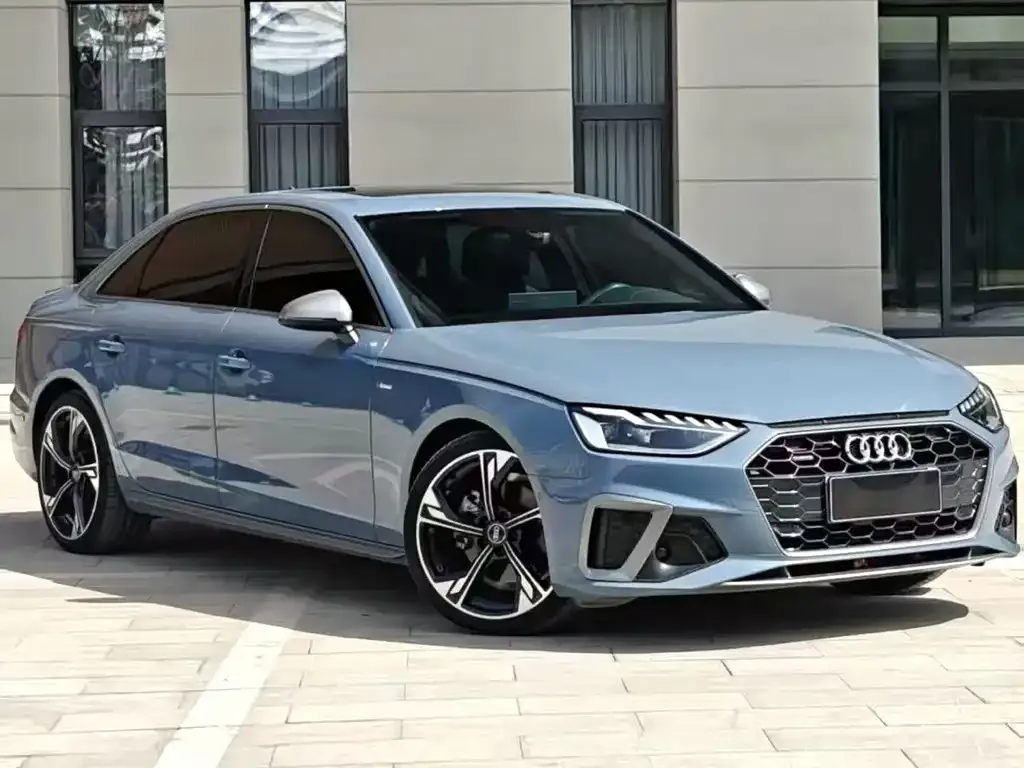 Audi A4L — фото 5