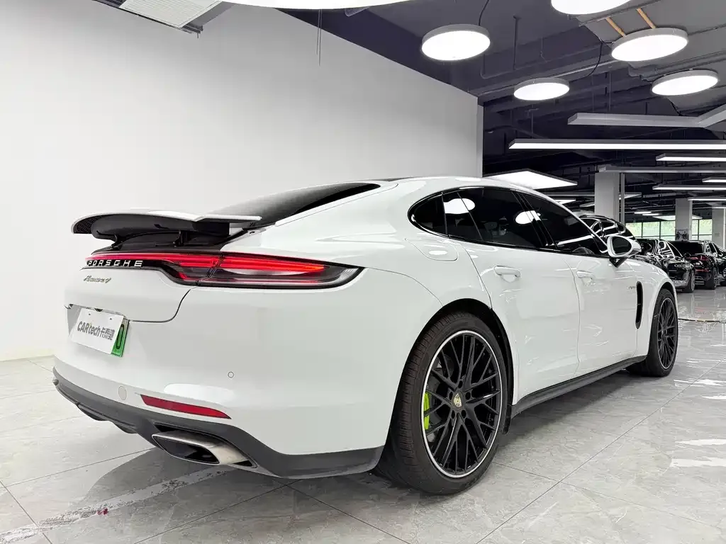 Porsche Panamera Hybrid — фото 7