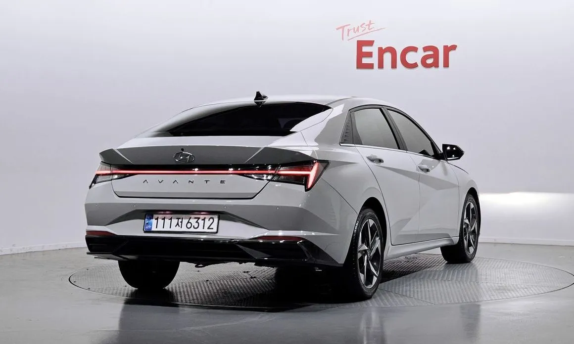 Hyundai AVANTE — фото 2