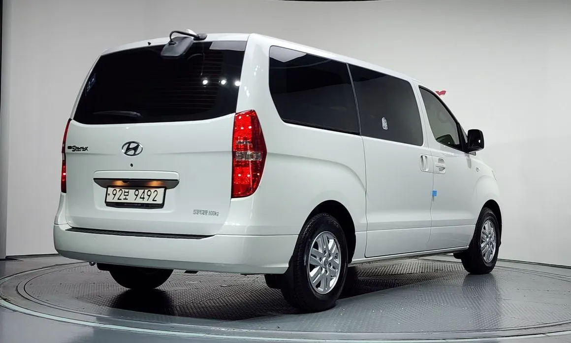 Hyundai Starex 2021 из KR, фото 10