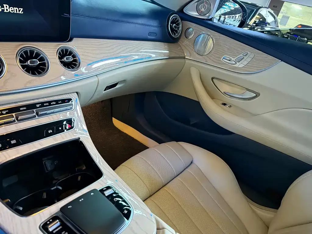 Mercedes-Benz E-Class (Import) — фото 10