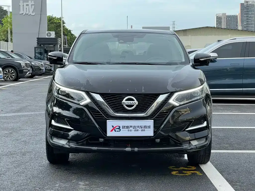 Nissan Qashqai — фото 5