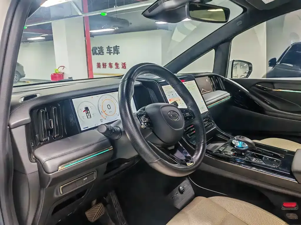 GAC Motor Trumpchi M8 — фото 10