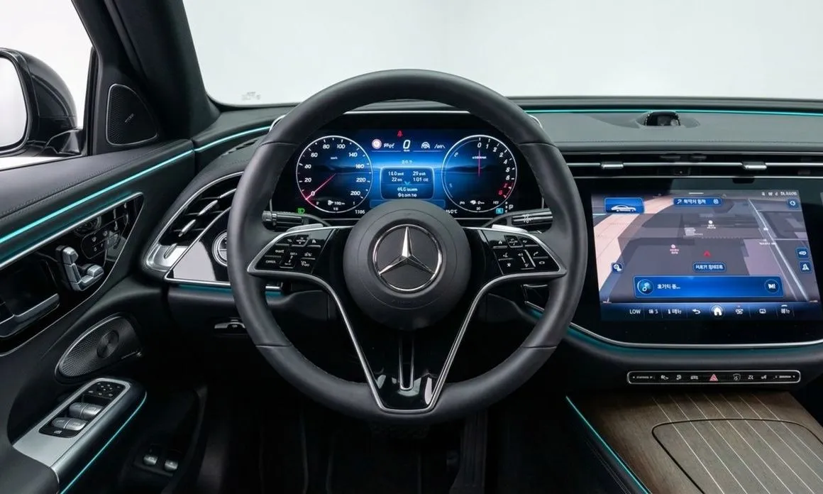 Mercedes-Benz E-Class — фото 8