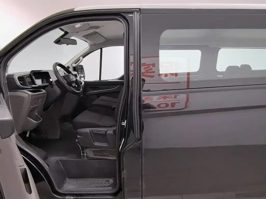 Ford Transit 2024 из CN, фото 5