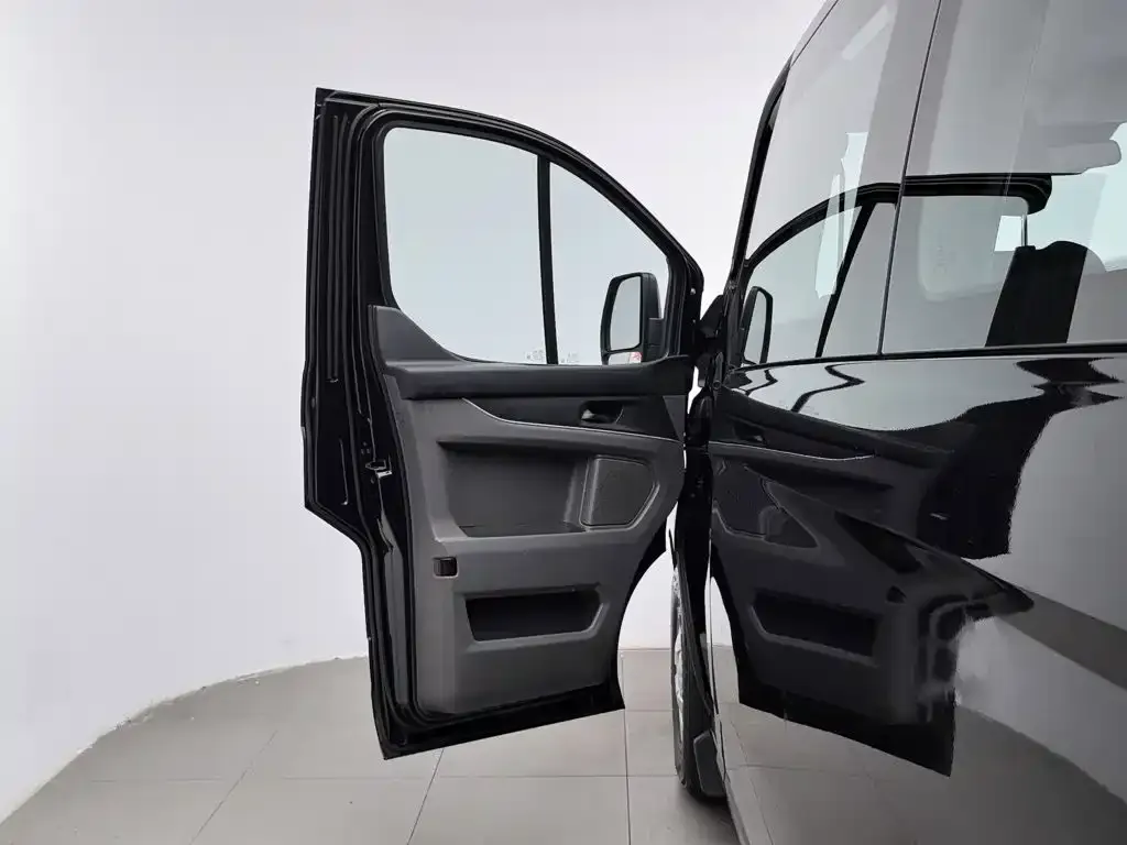 Ford Transit 2024 из CN, фото 7