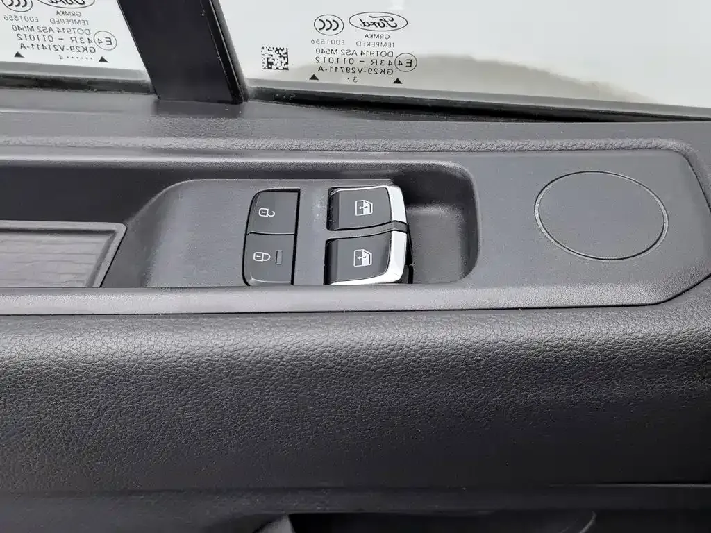 Ford Transit 2024 из CN, фото 9