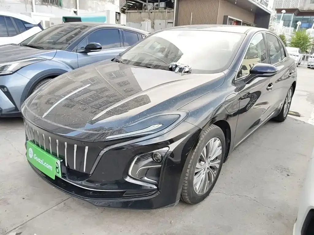 Hongqi E-QM5 — фото 6