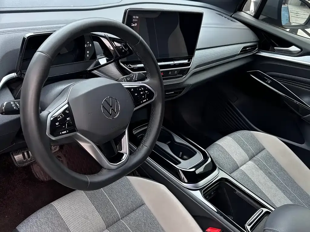 Volkswagen ID.4 Crozz — фото 9
