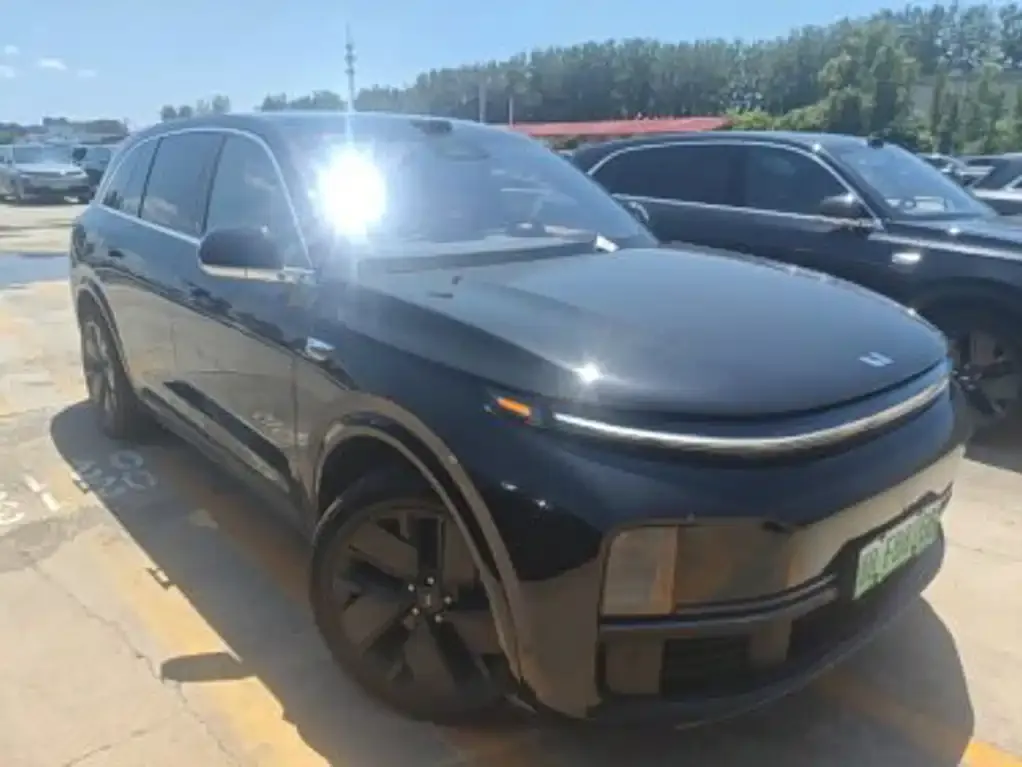 Li Auto L7 — фото 4