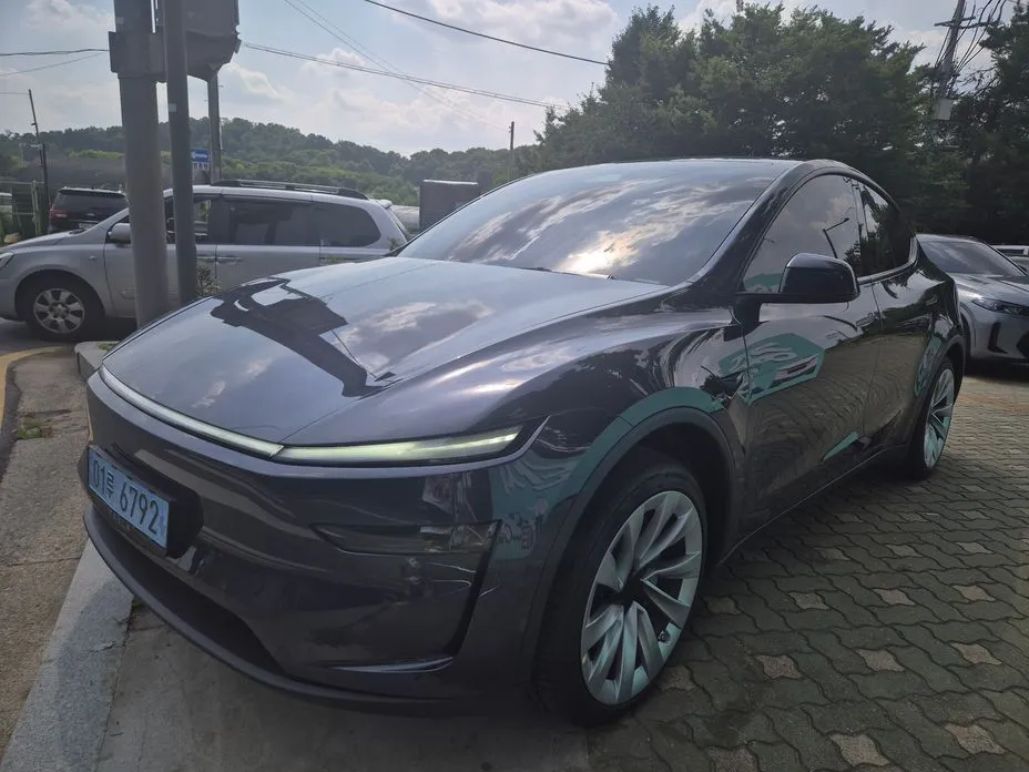 Tesla Model Y — фото 4