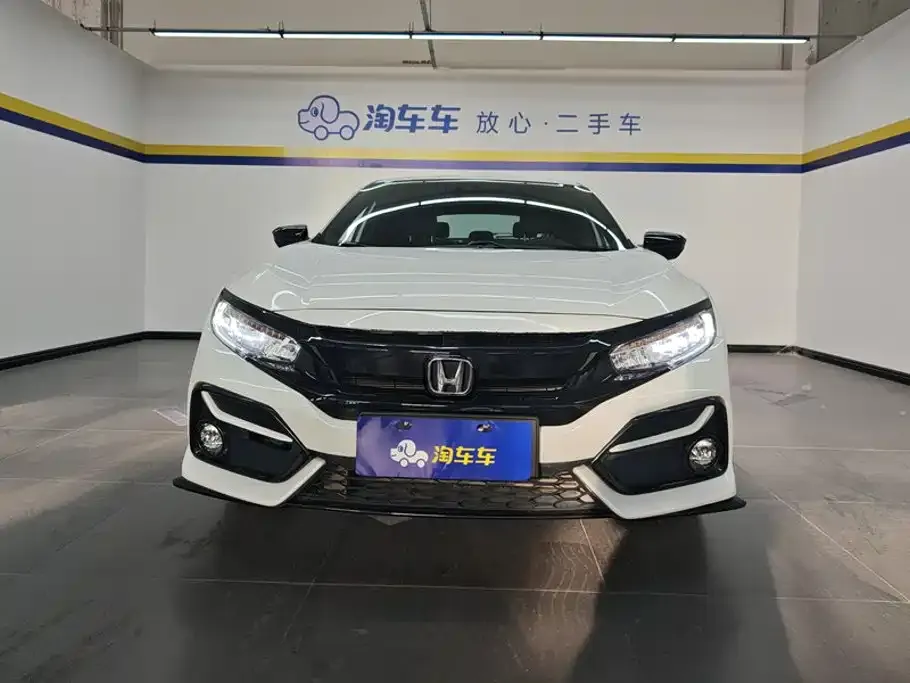 Honda Civic — фото 8