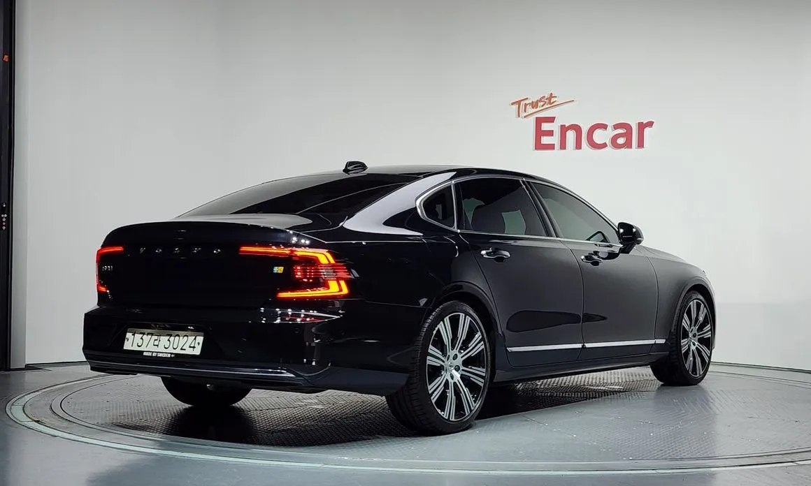 Volvo S90 — фото 2