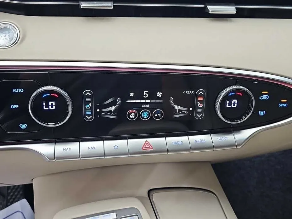 Genesis GV70 — фото 4