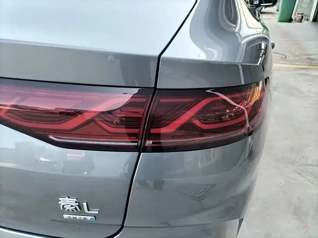BYD Qin L — фото 7