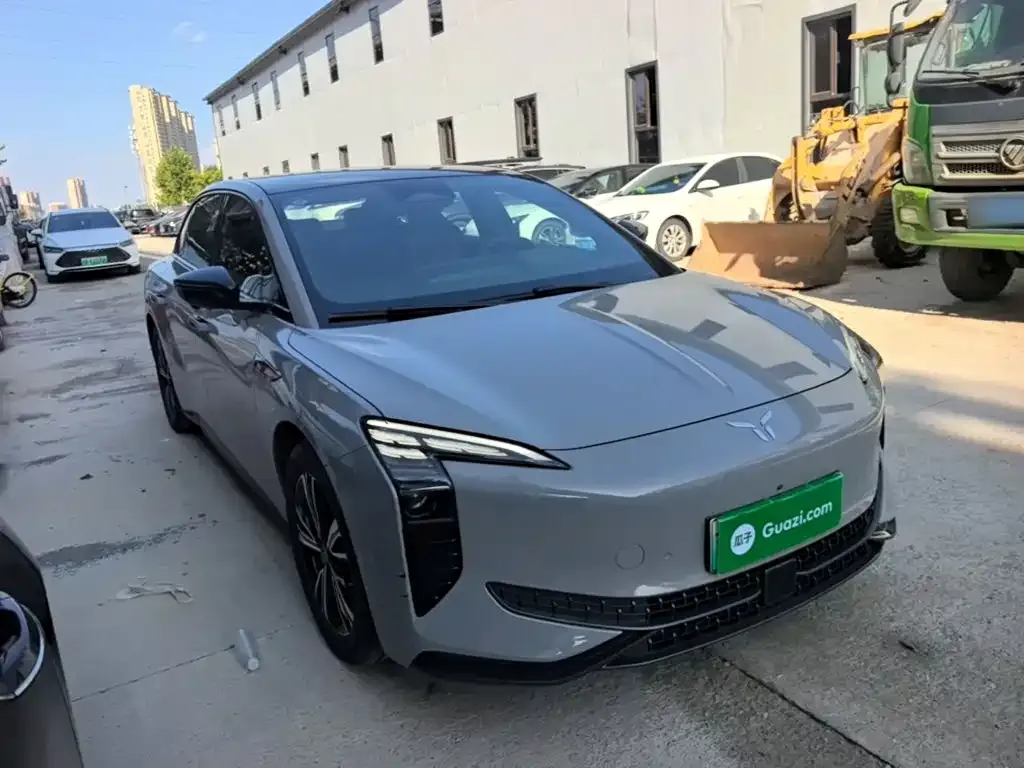 Hongqi EH7 2024 из CN, фото 6