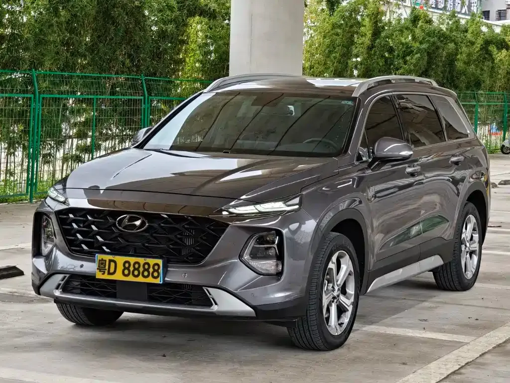 Hyundai Santa Fe — фото 7