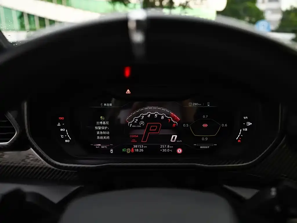 Lamborghini Urus — фото 2